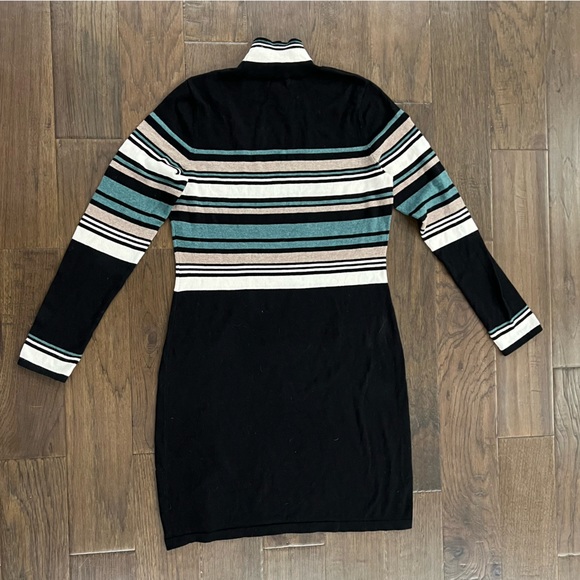 Mercer & Madison - Picture 3 of 9